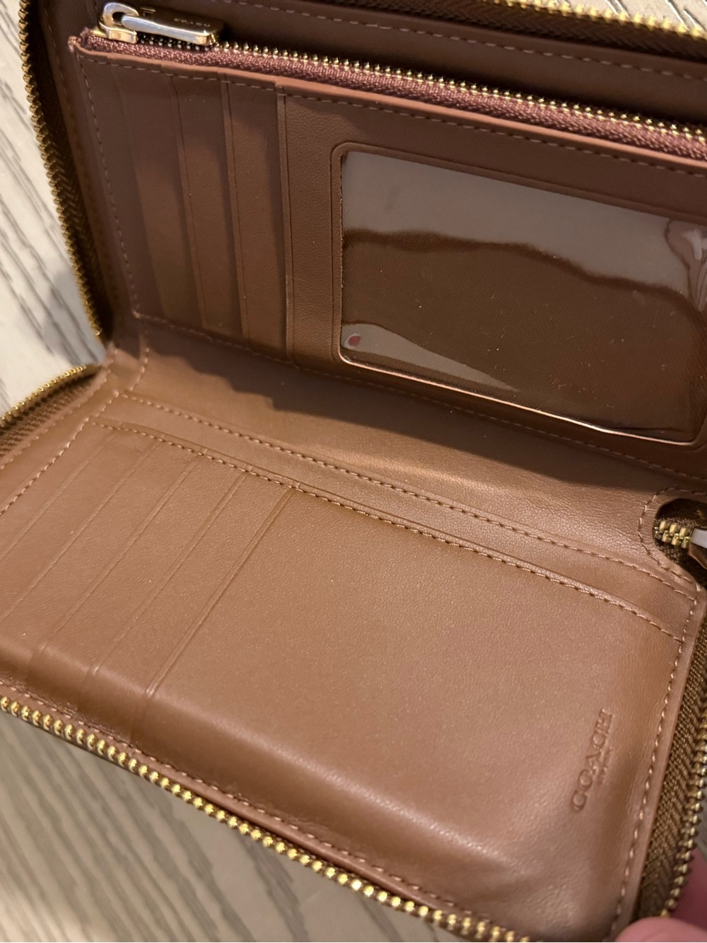Coach Wallet - Picture 2 of 4